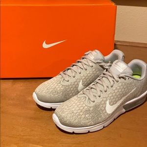 *BNIB* Nike AirMax Sequent 2